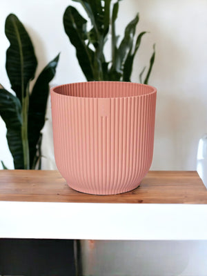 Rosafarbener Blumentopf von Elho – D22 x H20